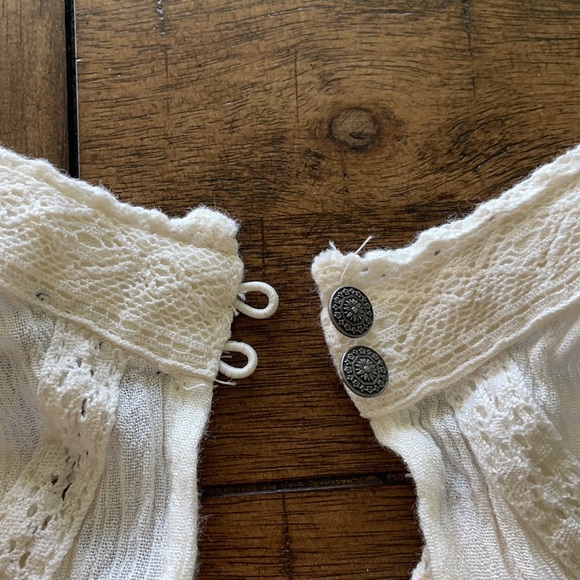 American Eagle Shirt - Picture 3 of 3